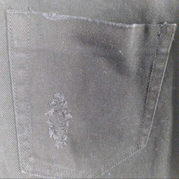 Forever 21 Raw Hem Distressed Mini Jean Skirt - Picture 5 of 7